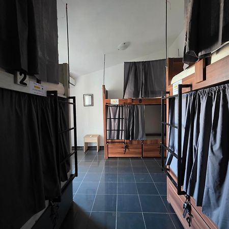 بيت شباب Pirate Backpackers أولتْسي المظهر الخارجي الصورة